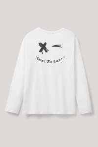 Long Sleeve T-shirt in White Color with Dare To Dream Print