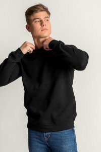 full-sweatshirt-flat-lay-bb-black.jpg