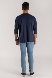 longsleeve-navy-blue_front-isolated-0006.jpg
