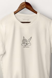 t_shirt-uk-hanger-cream-full-0075.jpg