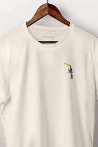 t_shirt-uk-hanger-cream-crop1-0138.jpg