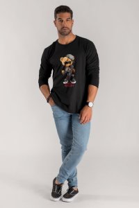 longsleeve-black_front-isolated-0013.jpg