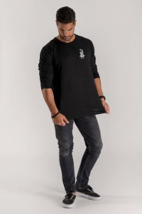 longsleeve-black_back-isolated-0143.jpg