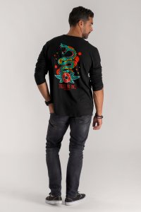 longsleeve-black_back-isolated-0141.jpg