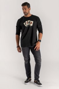 longsleeve-black_front-isolated-0021.jpg