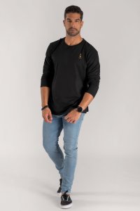 crop2-g7-uk-longsleeve-ak-black-0120.jpg