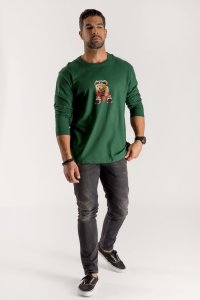 longsleeve-bottle-green_front-isolated-0009.jpg