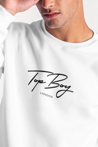 crop3-sweatshirt-man-at-white-2113.jpg