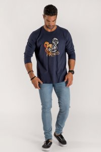 longsleeve-navy-blue_front-isolated-0006.jpg