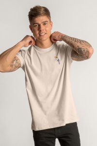 t_shirt-uk-hanger-cream-crop1-0138.jpg