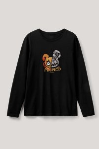 longsleeve-black_front-isolated-0006.jpg