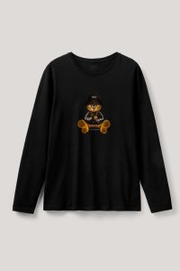 longsleeve-black_front-isolated-0008.jpg
