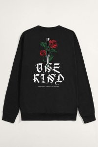full-sweatshirt-flat-lay-bb-black-back-0140.jpg