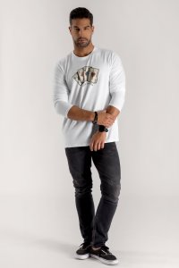 longsleeve-white_front-isolated-0021.jpg