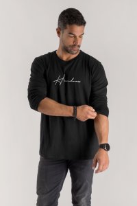 longsleeve-black_front-isolated-0080.jpg
