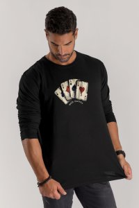 longsleeve-black_front-isolated-0021.jpg