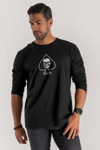 longsleeve-black_front-isolated-0035.jpg