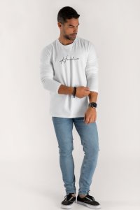 longsleeve-white_front-isolated-0080.jpg
