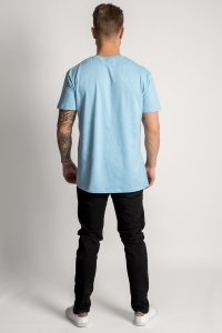 t-shirt-uk-hanger-sky-blue-crop1-0465-d310f2f7