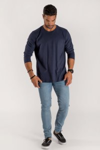 longsleeve-navy-blue_front-isolated-0001.jpg