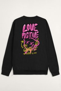 Sweatshirt in Black Color with Love Positive Print