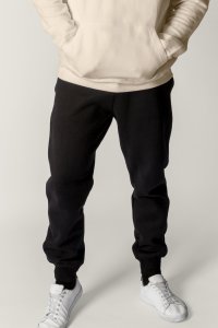 g7-sweatpants-man-aj-black-0001.jpg