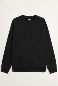 full-sweatshirt-flat-lay-bb-black.jpg