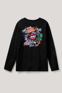 longsleeve-black_back-isolated-0092.jpg