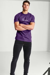 T-Shirt in Purple color with Your Own Paradise Print