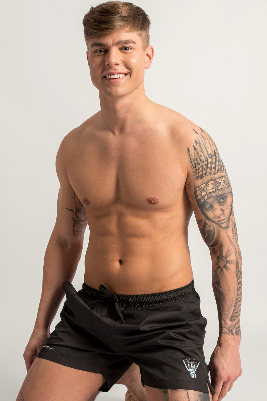crop1-g6-swimwear-m-ac-studio-black-0040.jpg