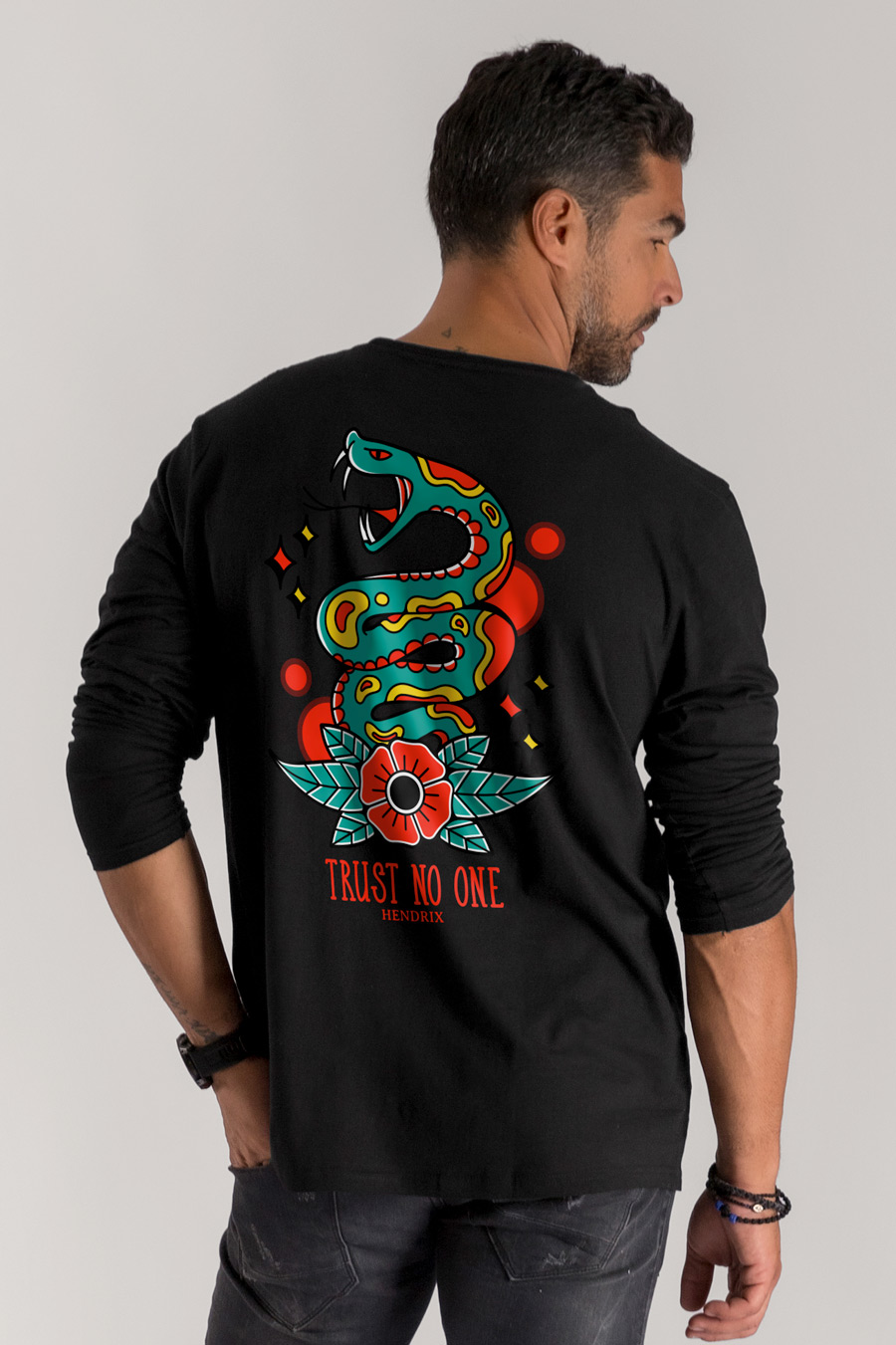 crop2-g7-uk-longsleeve-am-black-0141.jpg