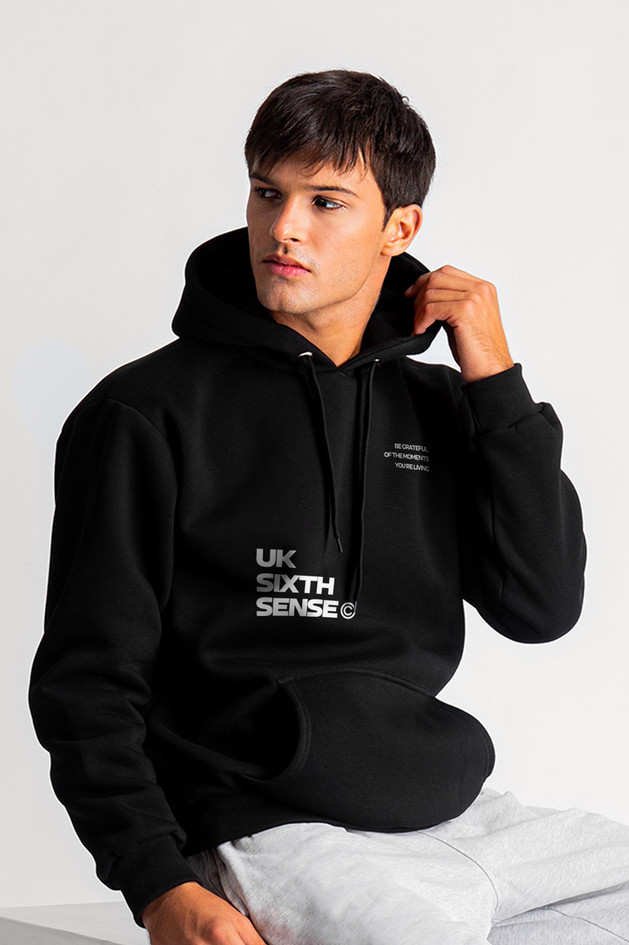 crop2-hoodies-man-bg-black-2146.jpg