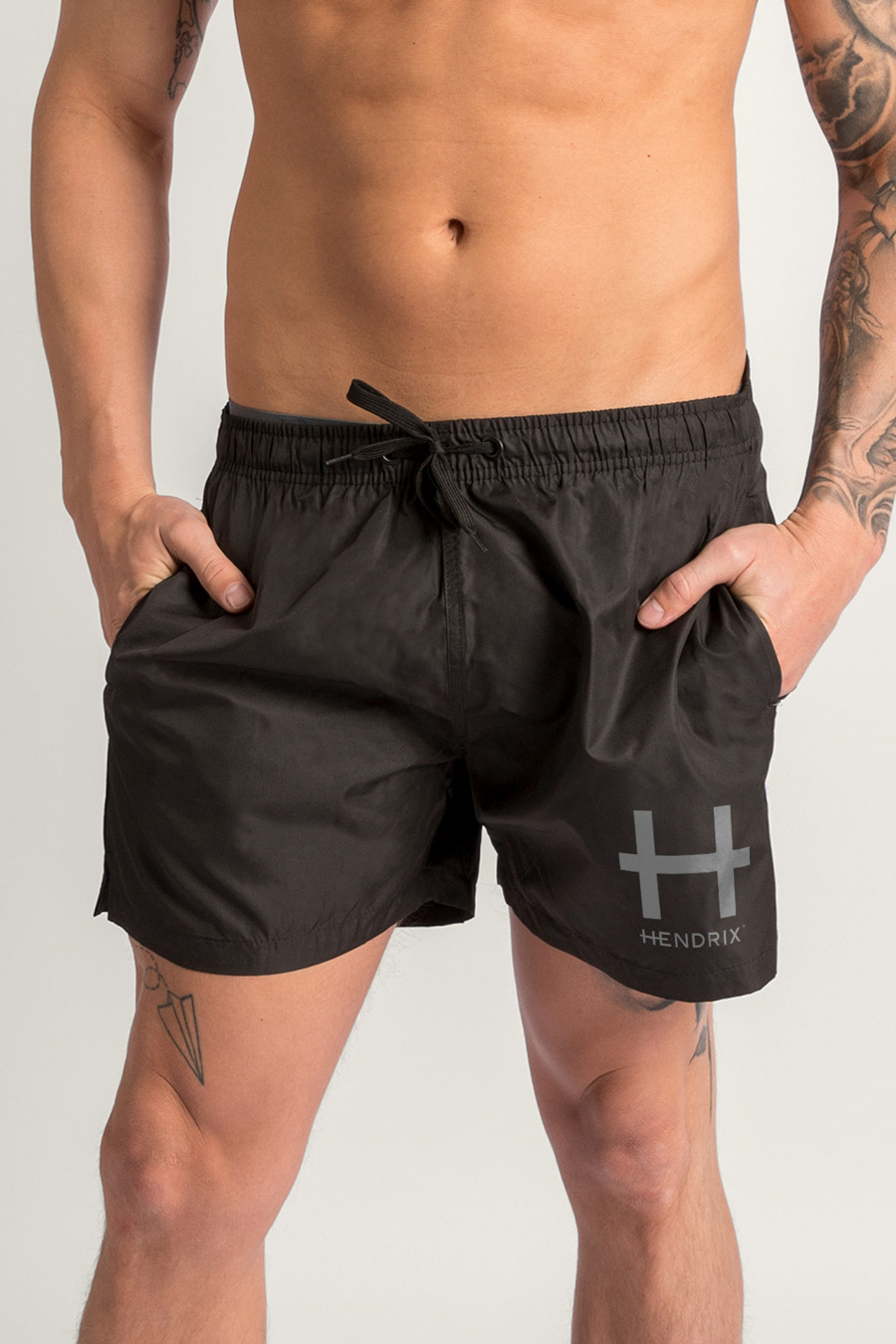 crop4-g6-swimwear-m-ae-studio-black-0100.jpg