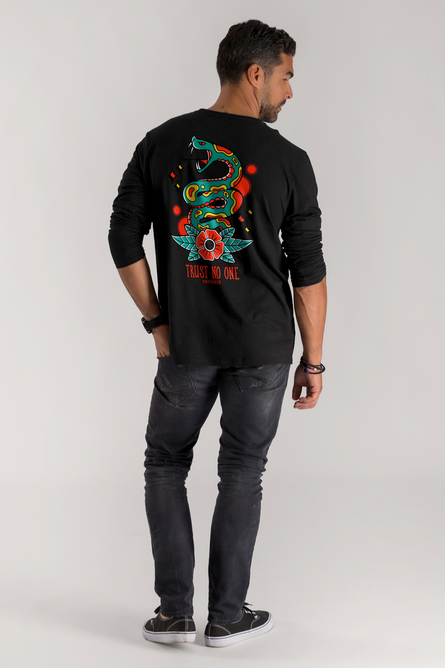 full-g7-uk-longsleeve-am-black-0141.jpg