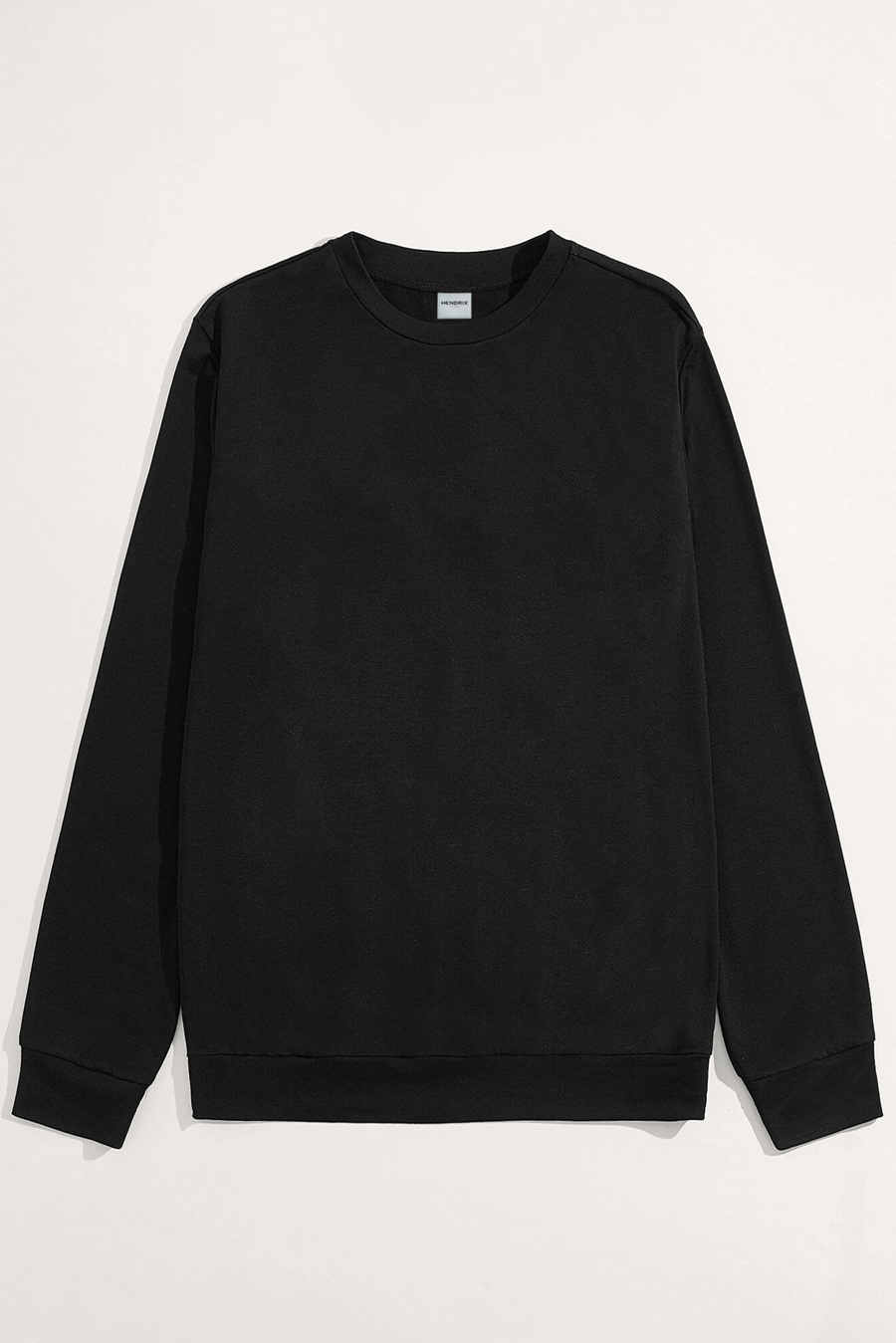 full-sweatshirt-flat-lay-bb-black.jpg