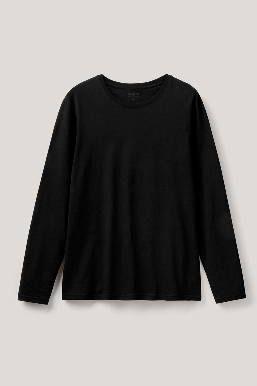 longsleeve-black_front-isolated-0001.jpg