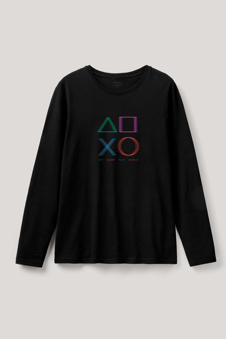 longsleeve-black_front-isolated-0040.jpg