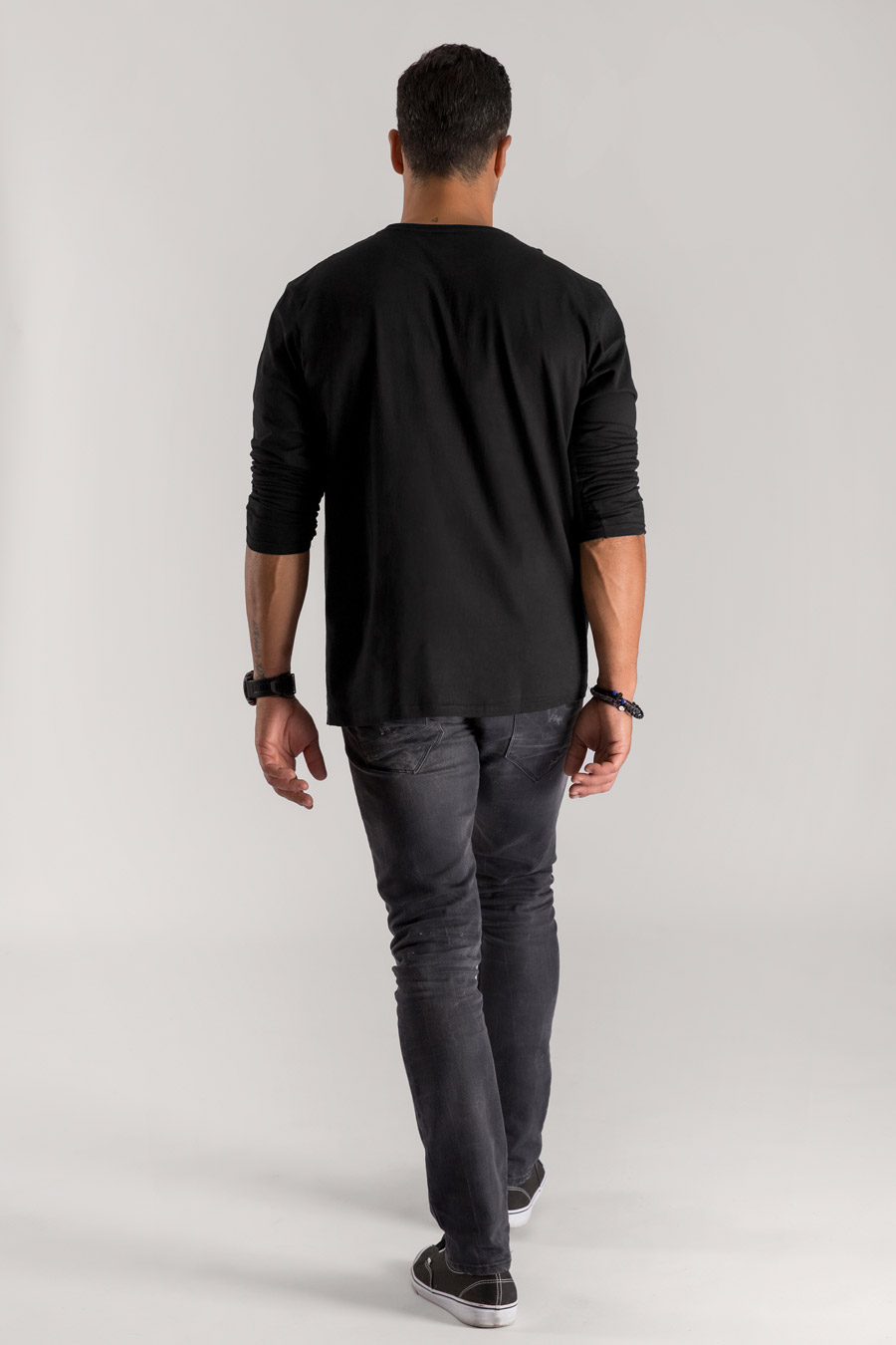 uk-longsleeve-al-black-no_feed.jpg